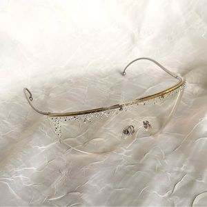 ☆*:. o o .:*☆
Givenchy Diamond Rhinestone Shield Sunglasses